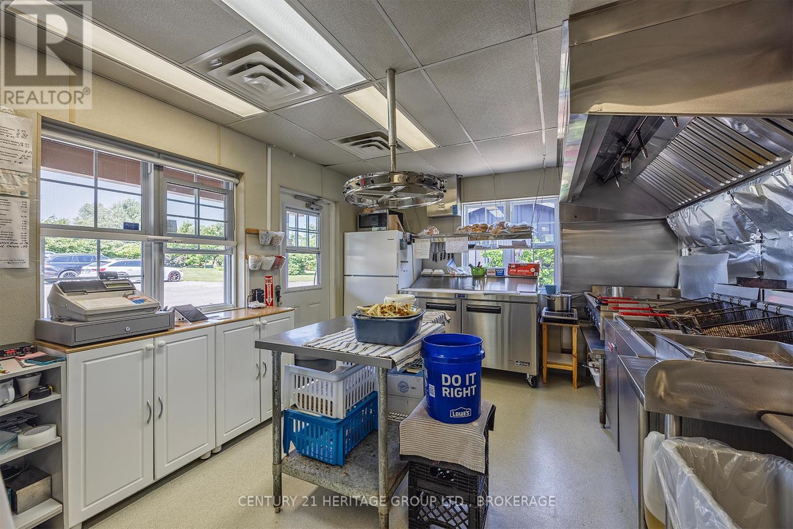 3756 County Road 3, Leeds And The Thousand Islands, ON - Indoor