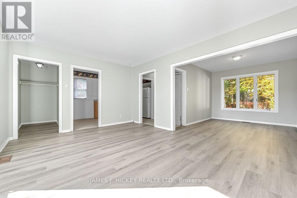 13 Thomson Crescent, Deep River, ON - Indoor