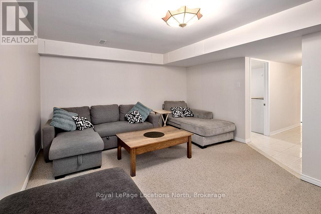 Lower Level Family room - 38 - 146 Settlers Way, Blue Mountains, ON - Indoor