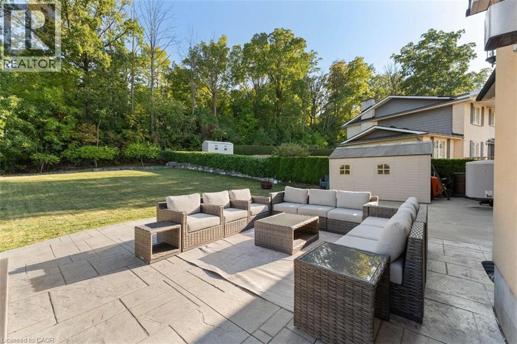 82 Margaret Avenue, Stoney Creek, ON - Outdoor