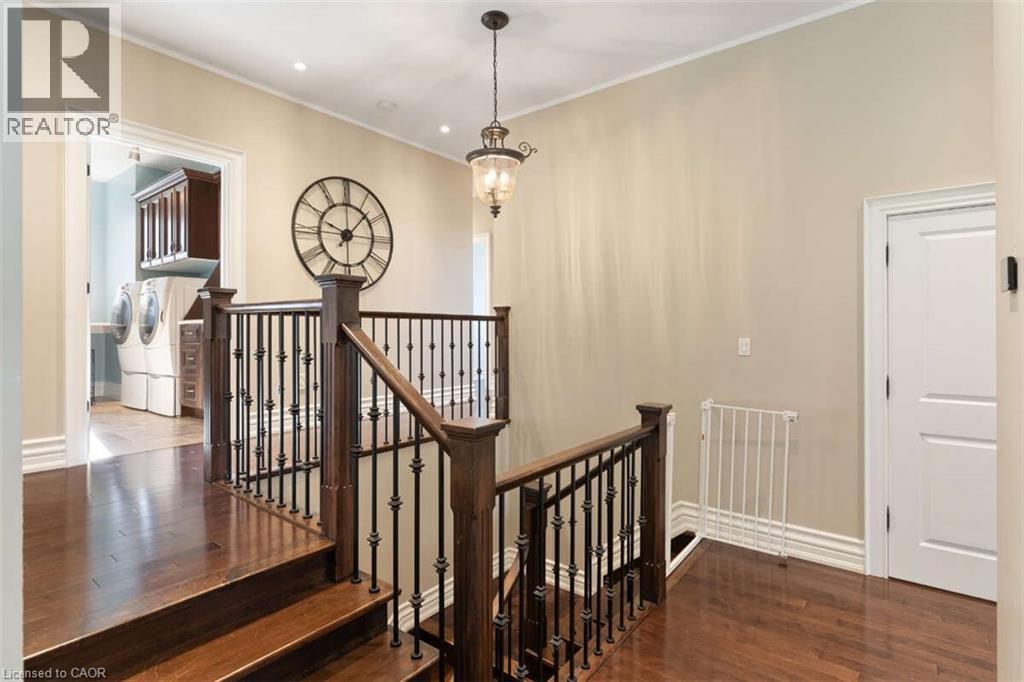 82 Margaret Avenue, Stoney Creek, ON - Indoor Photo Showing Other Room