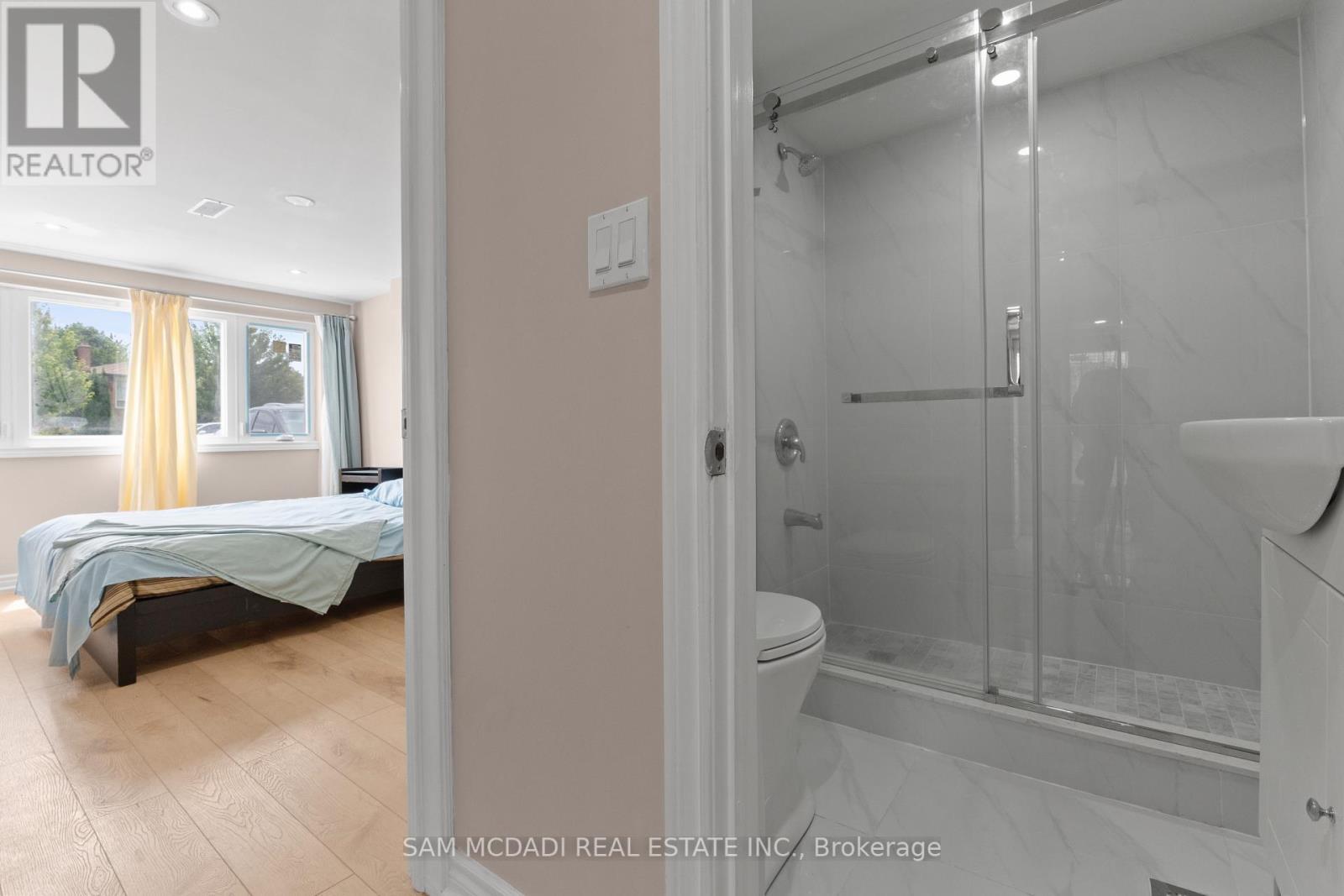 7691 Wildfern Drive, Mississauga, ON - Indoor