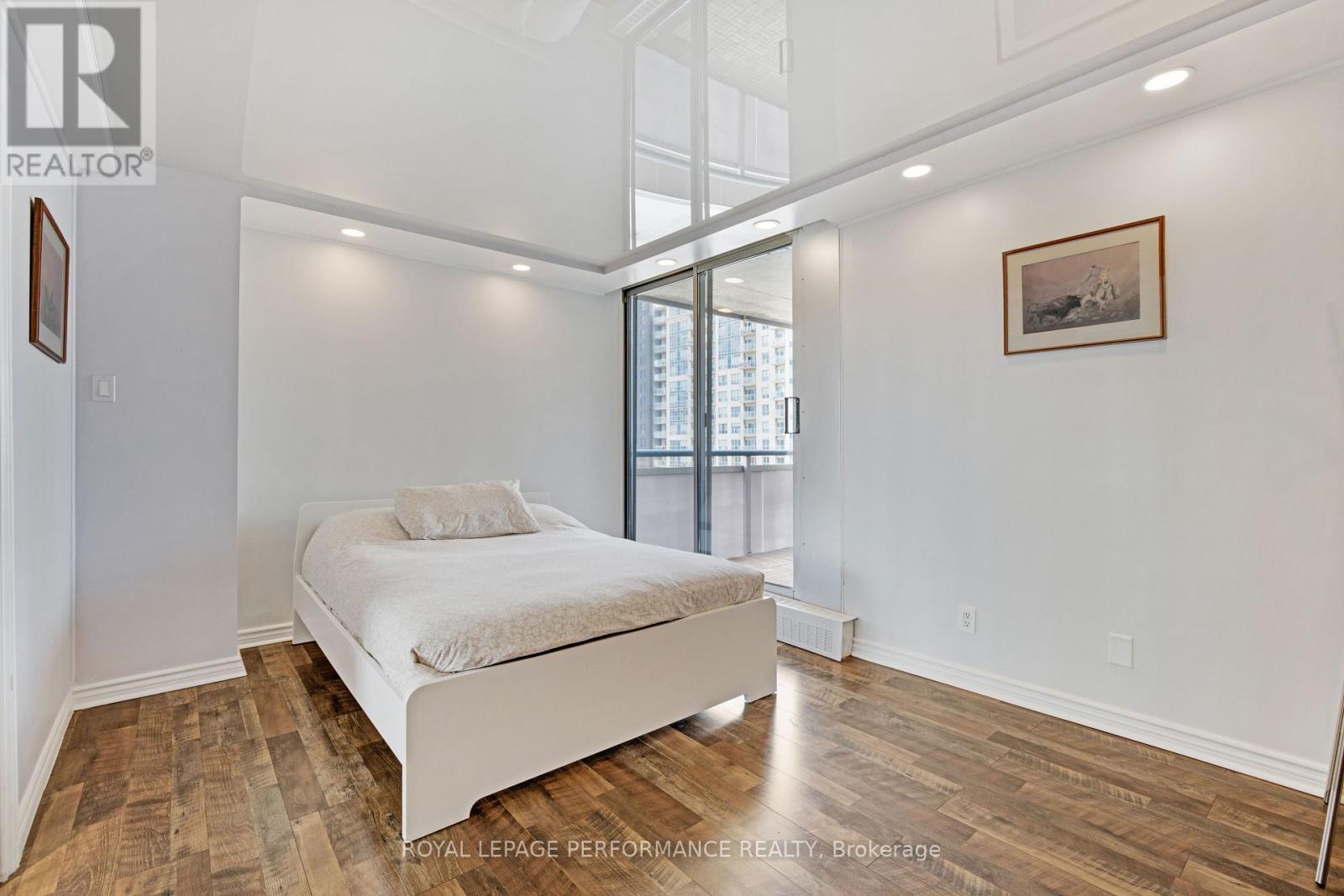 1905 - 160 George Street, Ottawa, ON - Indoor Photo Showing Bedroom