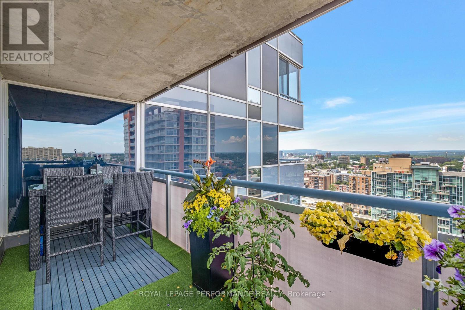 1905 - 160 George Street, Ottawa, ON - Outdoor