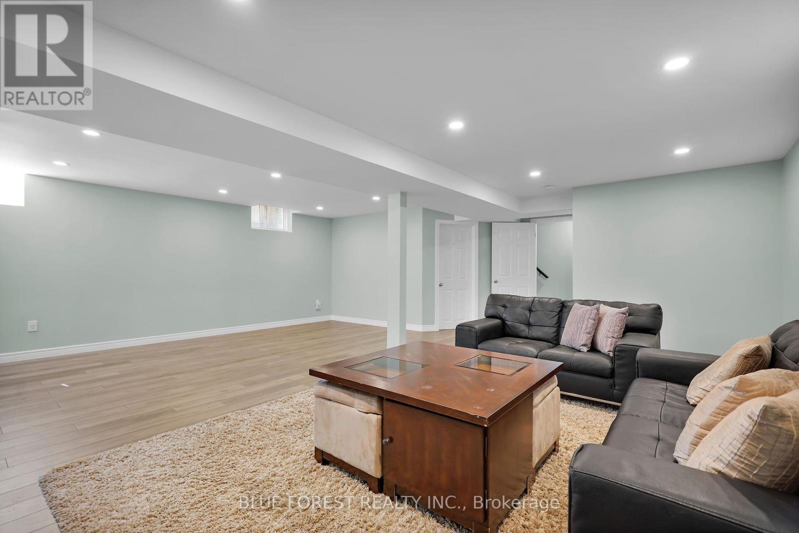 3303 Jinnies Way, London South (South W), ON - Indoor Photo Showing Basement