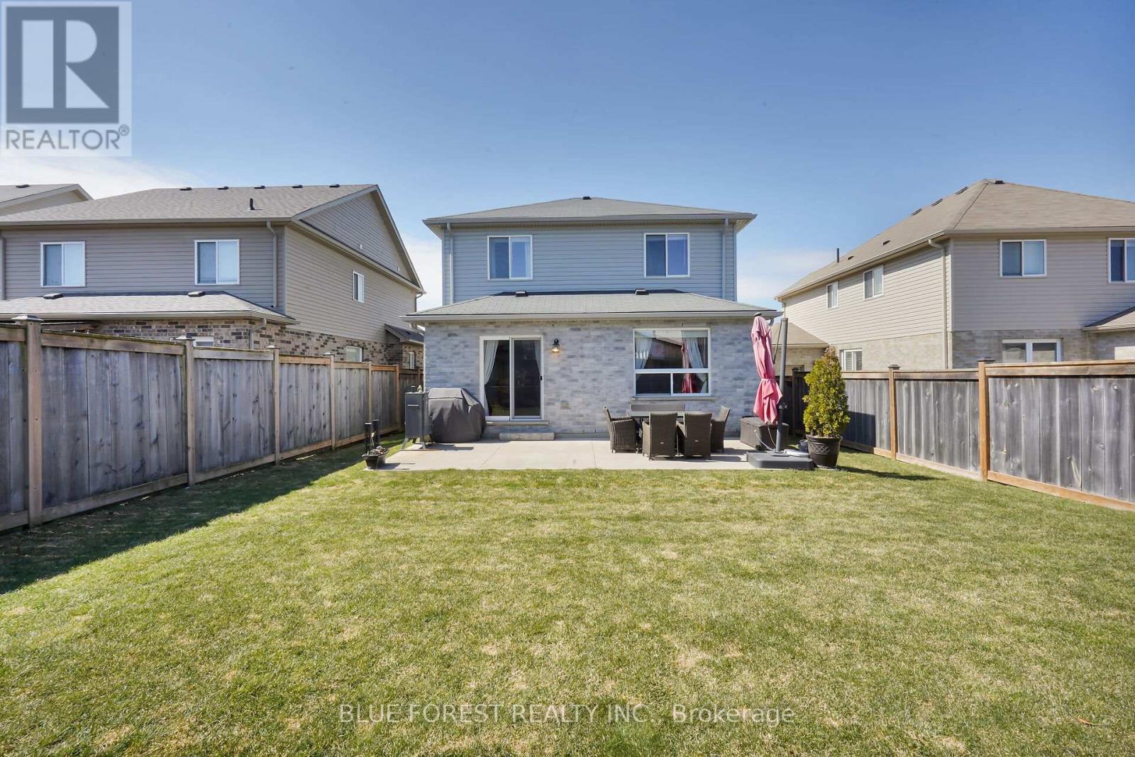 3303 Jinnies Way, London South (South W), ON - Outdoor With Exterior