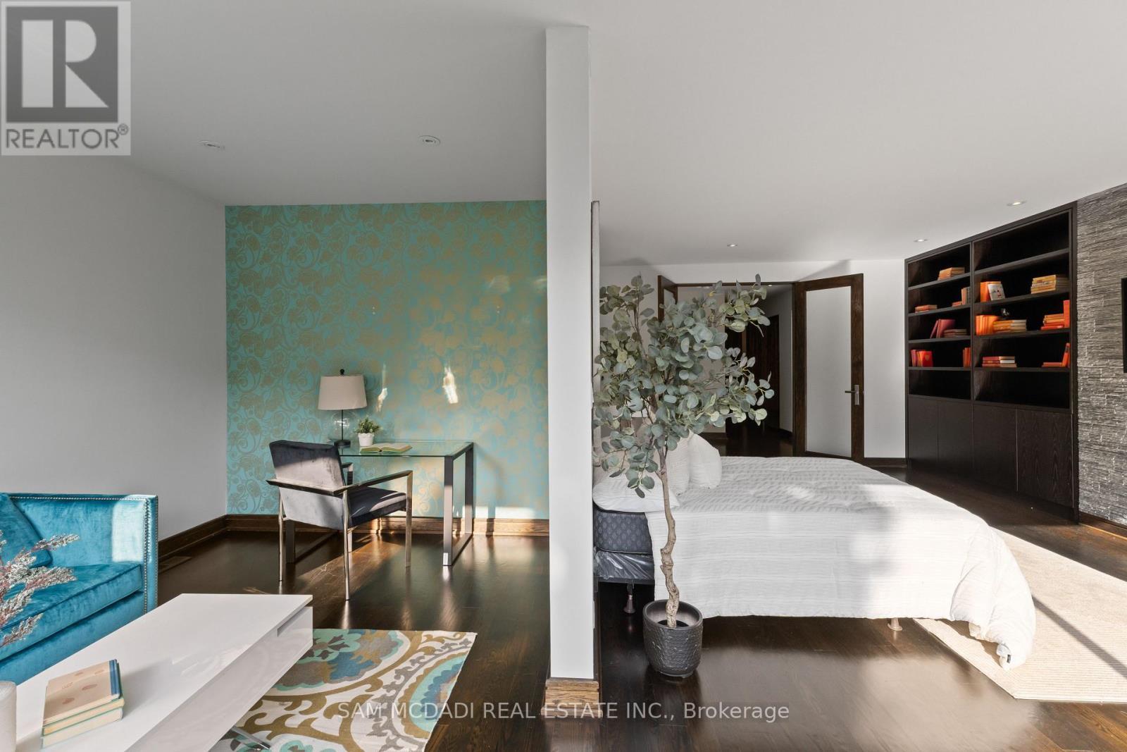 1287 Birchview Drive, Mississauga, ON - Indoor Photo Showing Bedroom