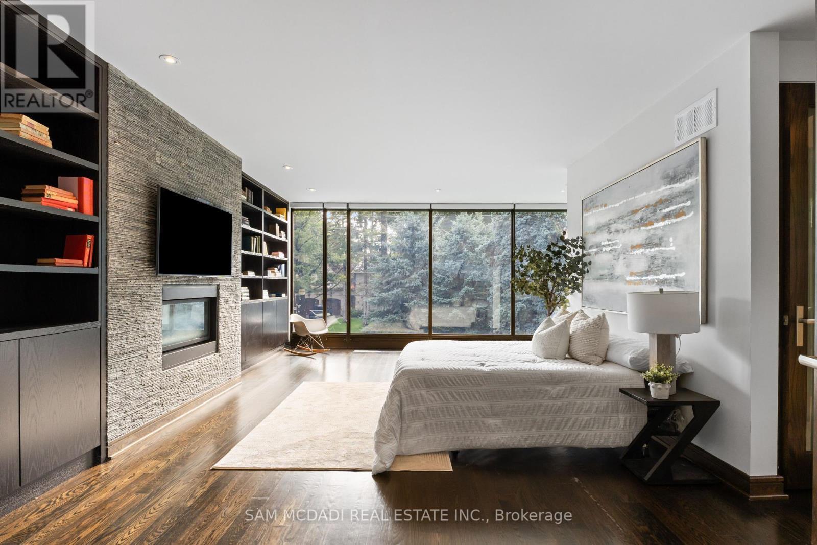 1287 Birchview Drive, Mississauga, ON - Indoor Photo Showing Bedroom