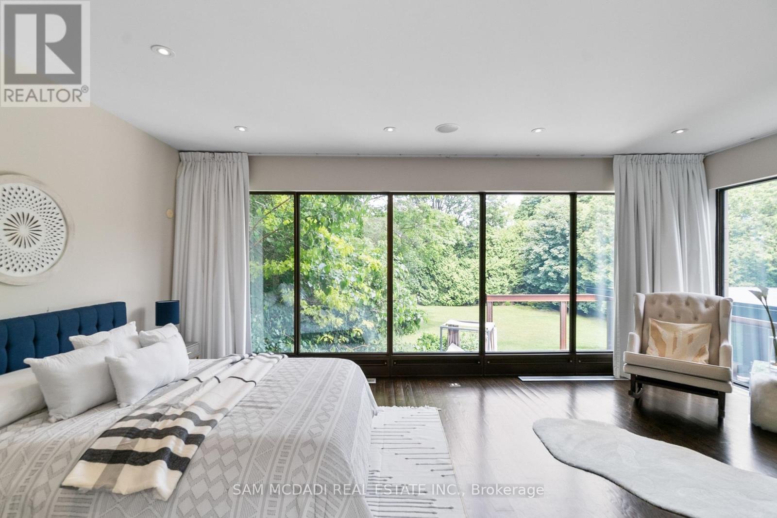 1287 Birchview Drive, Mississauga, ON - Indoor Photo Showing Bedroom