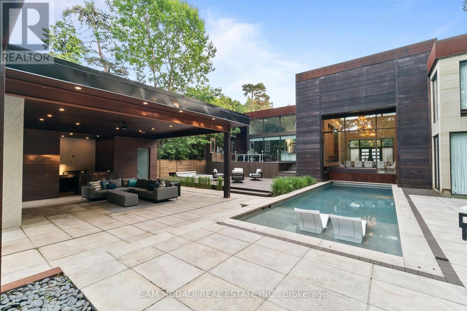 1287 Birchview Drive, Mississauga, ON - Indoor Photo Showing Other Room With In Ground Pool