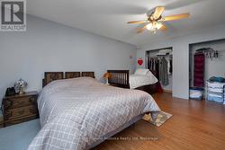 2nd floor Primary bedroom w double closets -