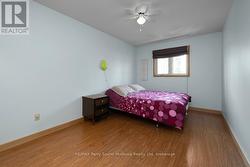 3rd bedroom, 2nd level -