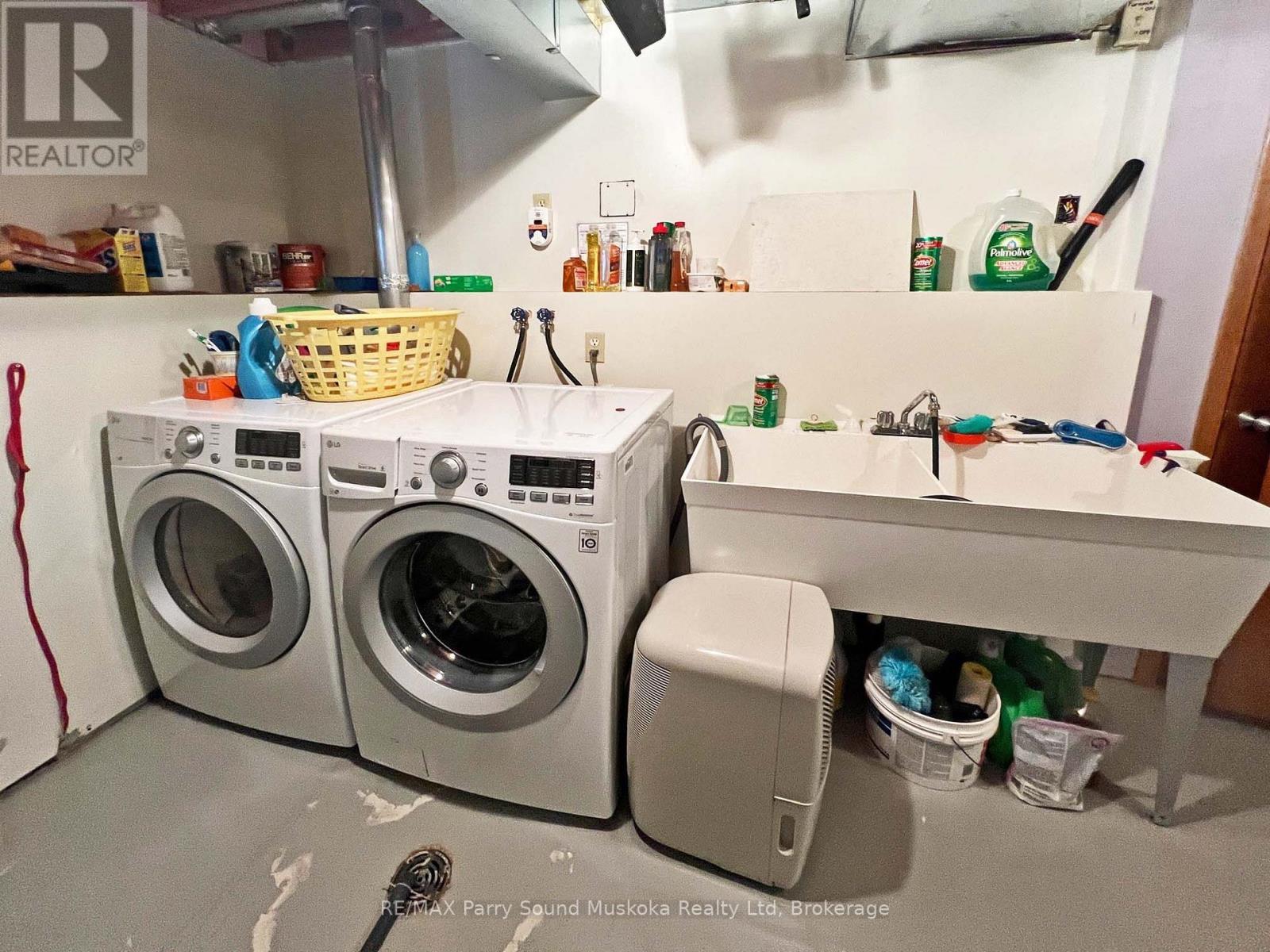 Laundry - 38 Shebeshekong Estates Road S, Carling, ON - Indoor Photo Showing Laundry Room