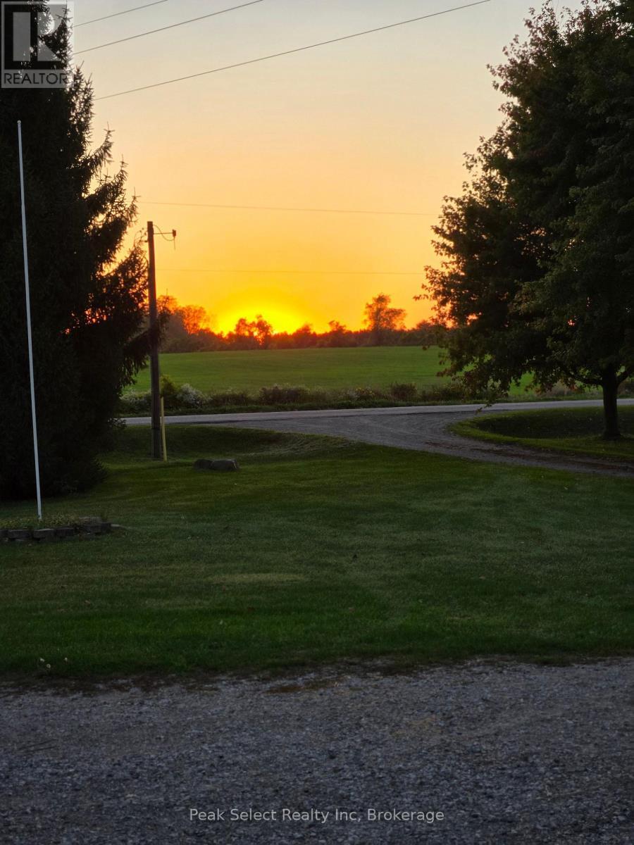 20076 Cherryhill Road, Thames Centre, ON - Outdoor With View