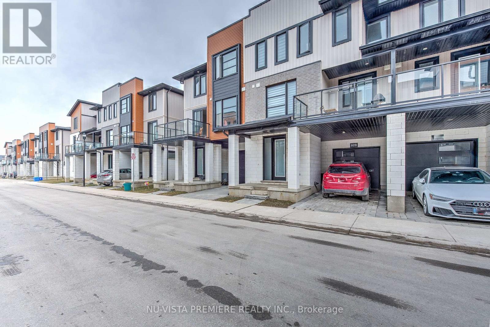 926 Battery Park, London North (North M), ON - Outdoor With Balcony