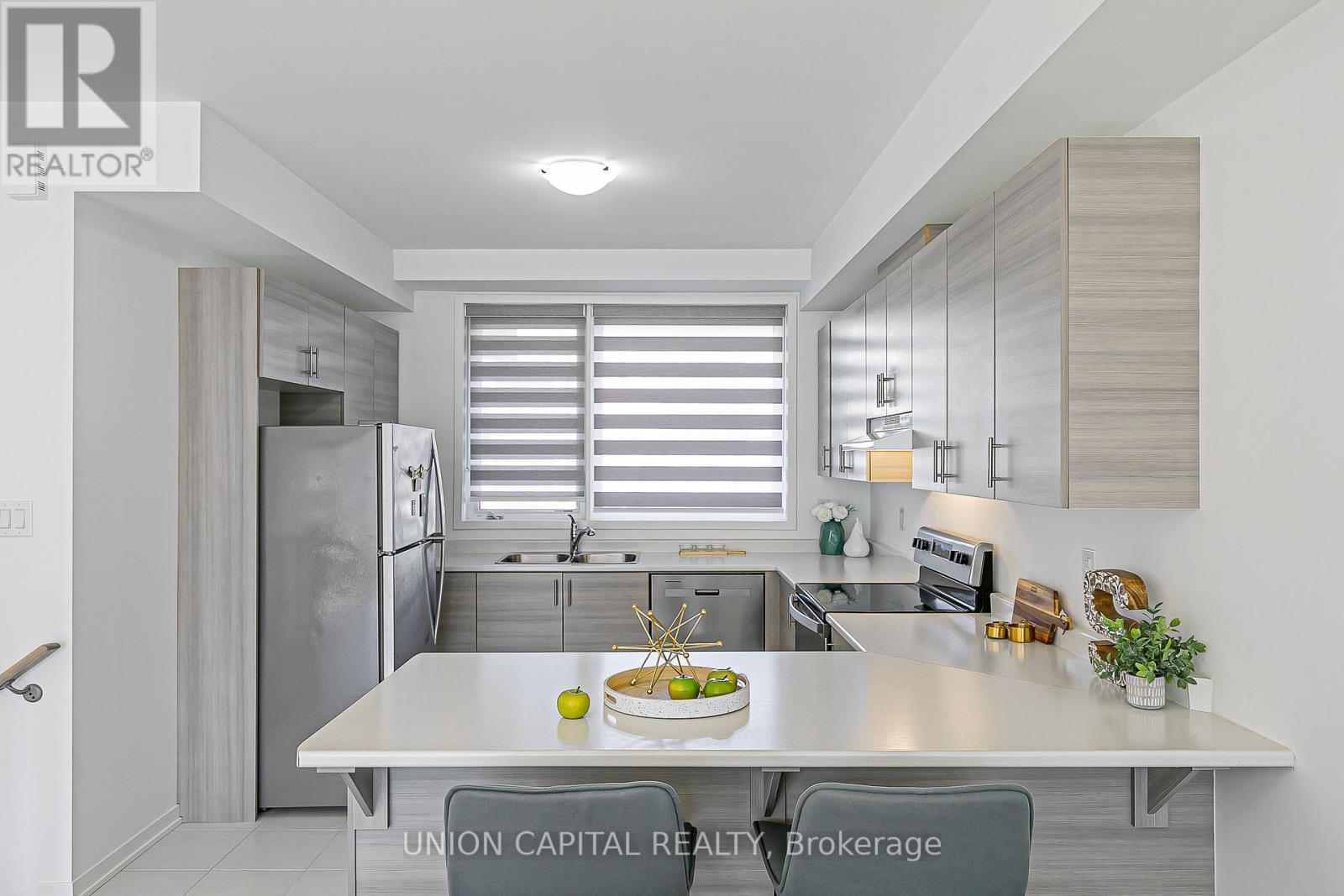 799 Stanstead Path, Oshawa, ON - Indoor