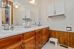 Primary 3-piece Ensuite -