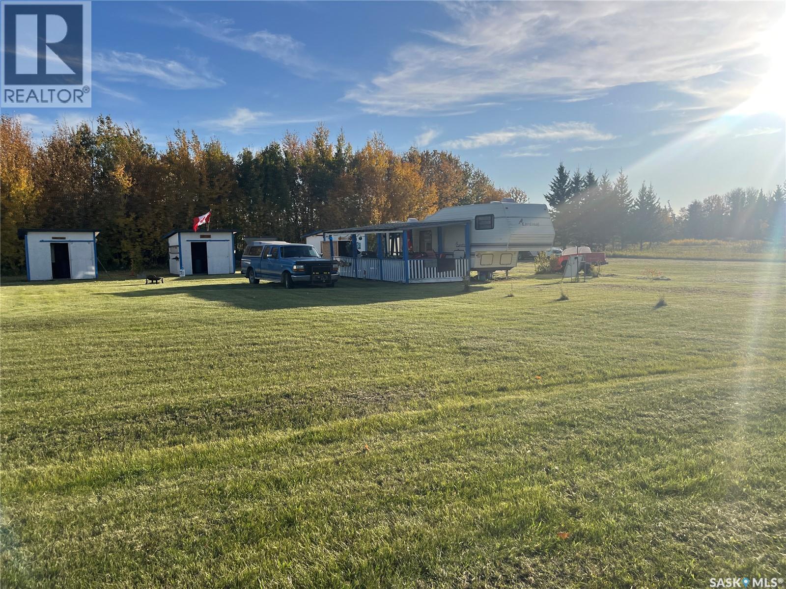 101-105 2Nd Avenue S, Stenen, SK