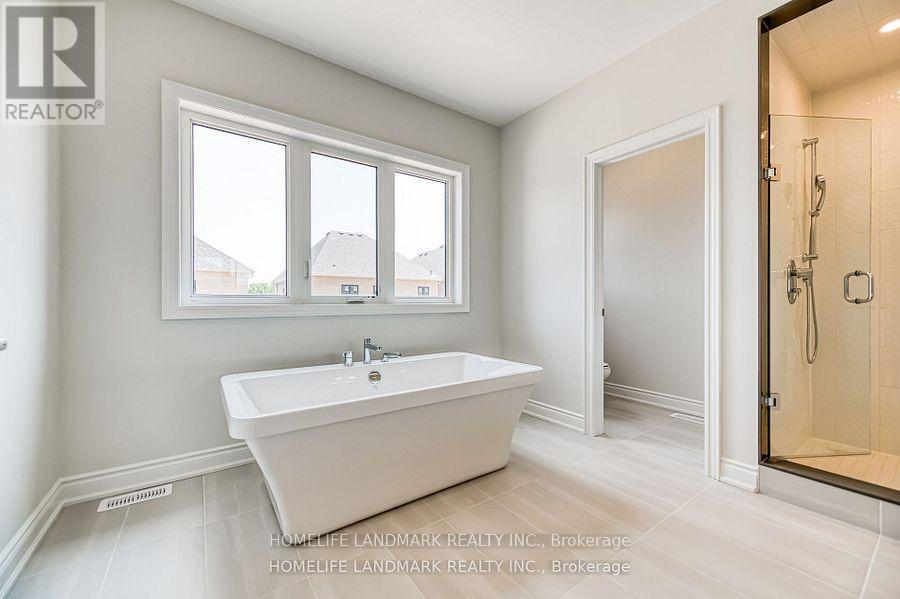 160 Winthrop Crescent, Vaughan, ON - Indoor Photo Showing Bathroom