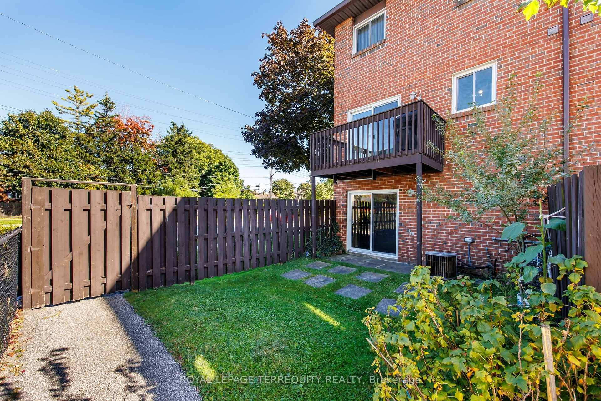526 Renforth Drive, Toronto, ON - Outdoor With Exterior