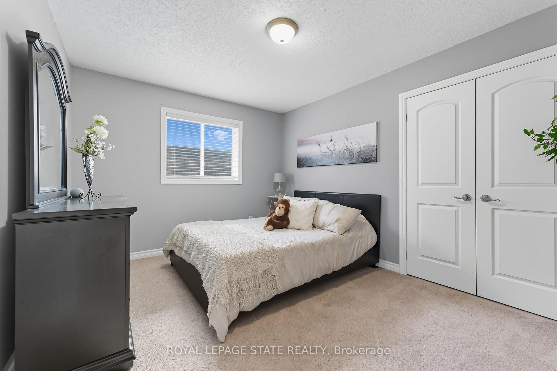 23 Kellogg Avenue, Hamilton, ON - Indoor Photo Showing Bedroom