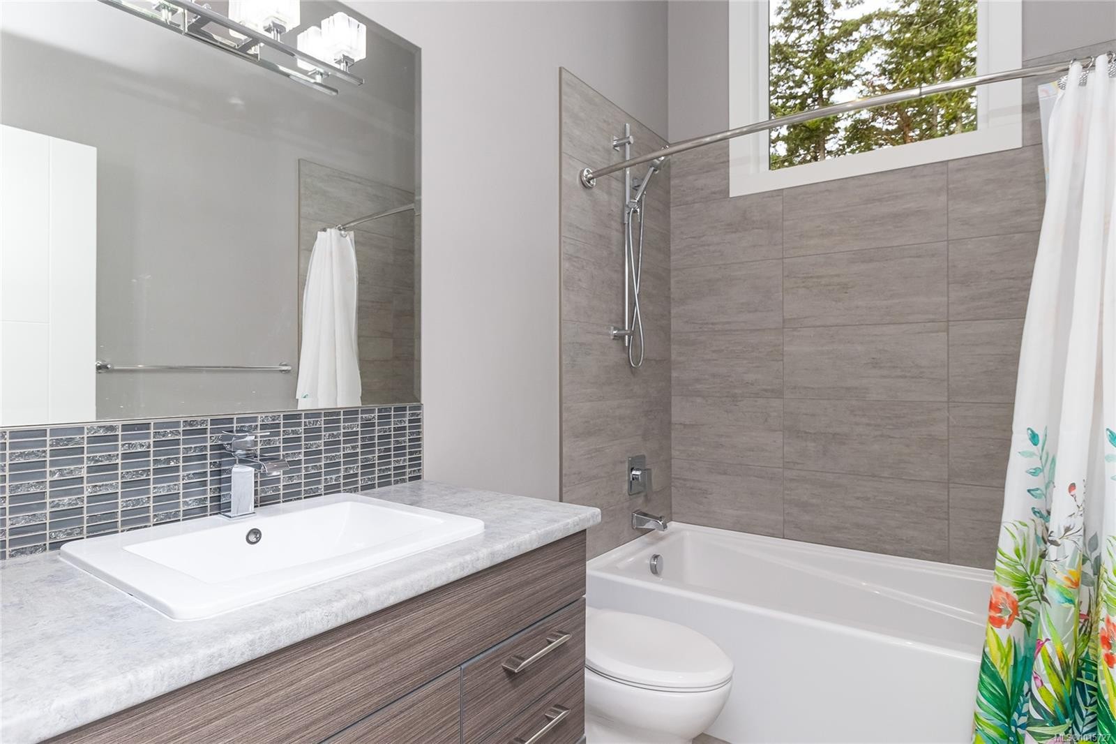 132 Amphion Terr, Nanaimo, BC