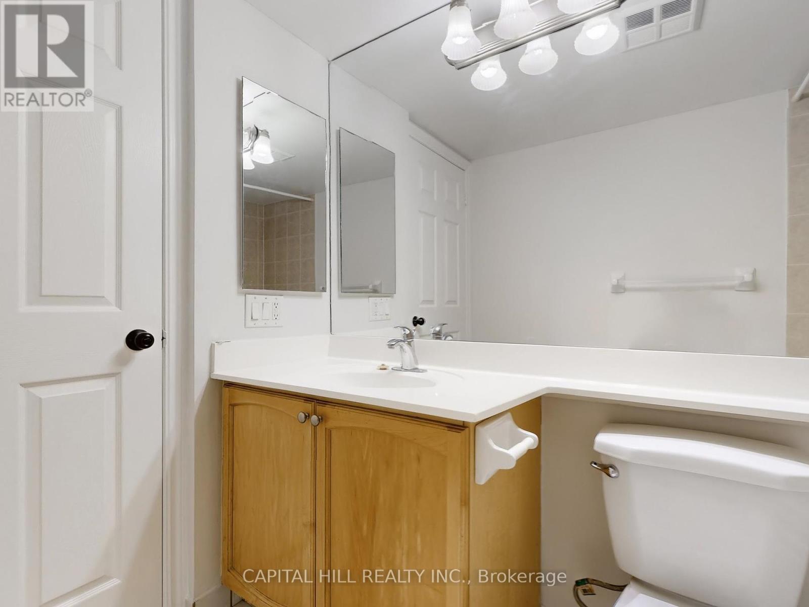 312 - 710 Humberwood Boulevard, Toronto, ON - Indoor Photo Showing Bathroom