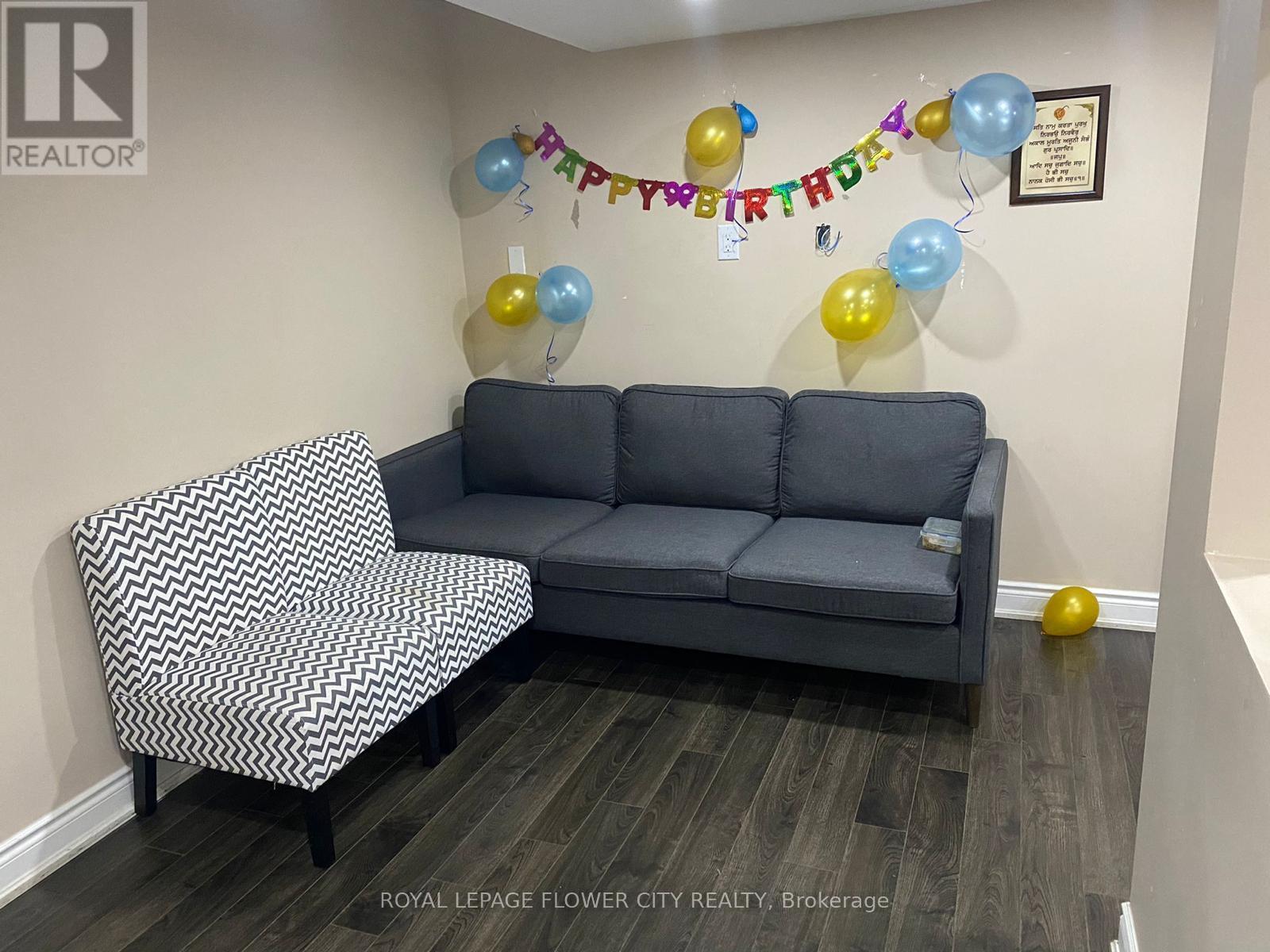 125 - 125 Don Minaker Drive, Brampton, ON - Indoor Photo Showing Other Room