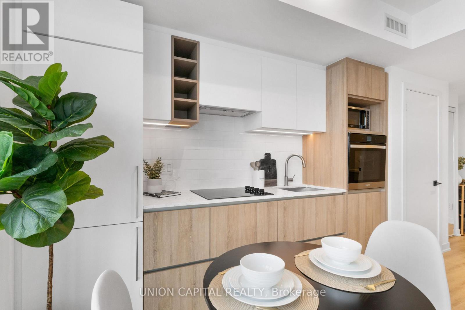 1612 - 319 Jarvis Street, Toronto, ON - Indoor