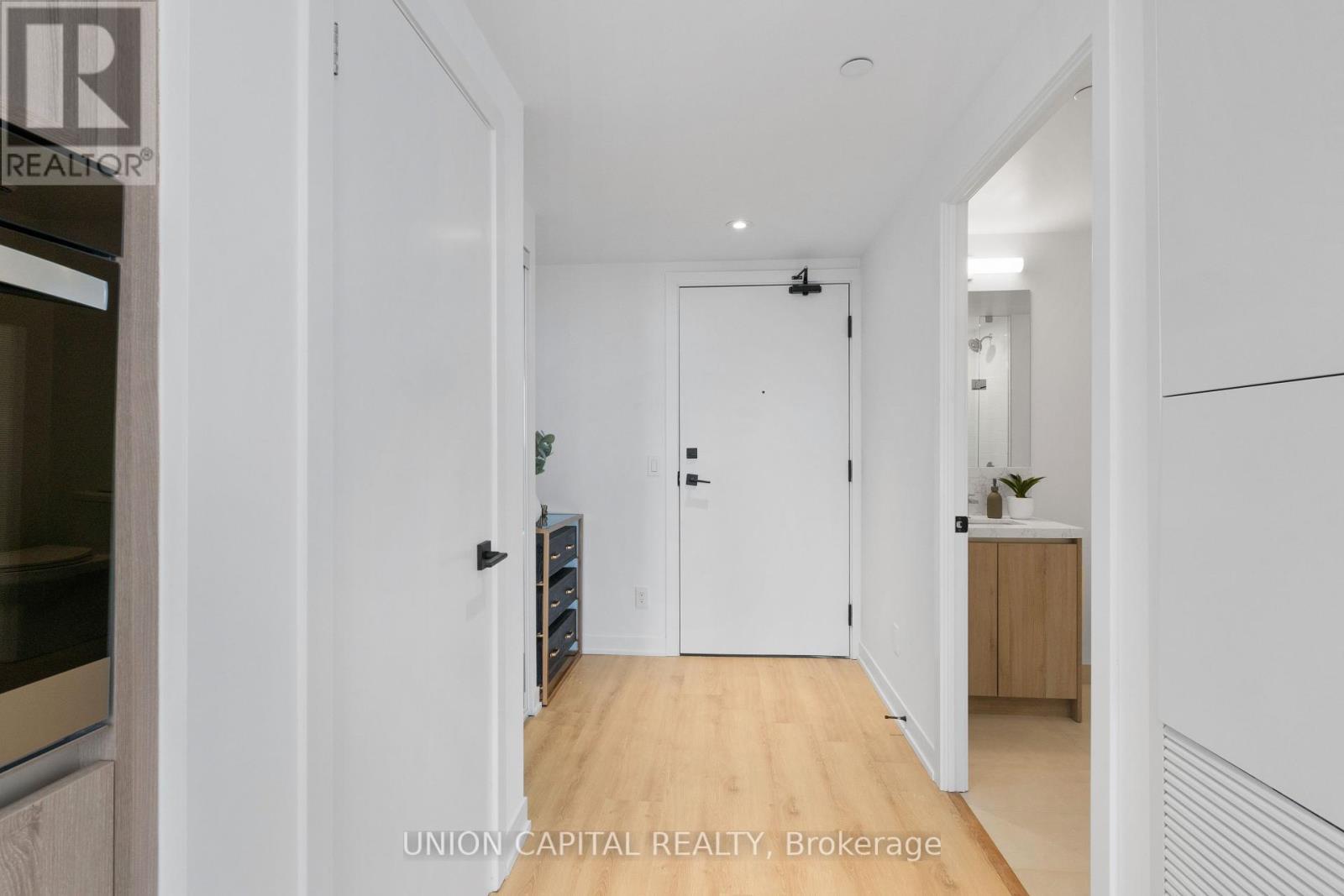 1612 - 319 Jarvis Street, Toronto, ON - Indoor Photo Showing Other Room