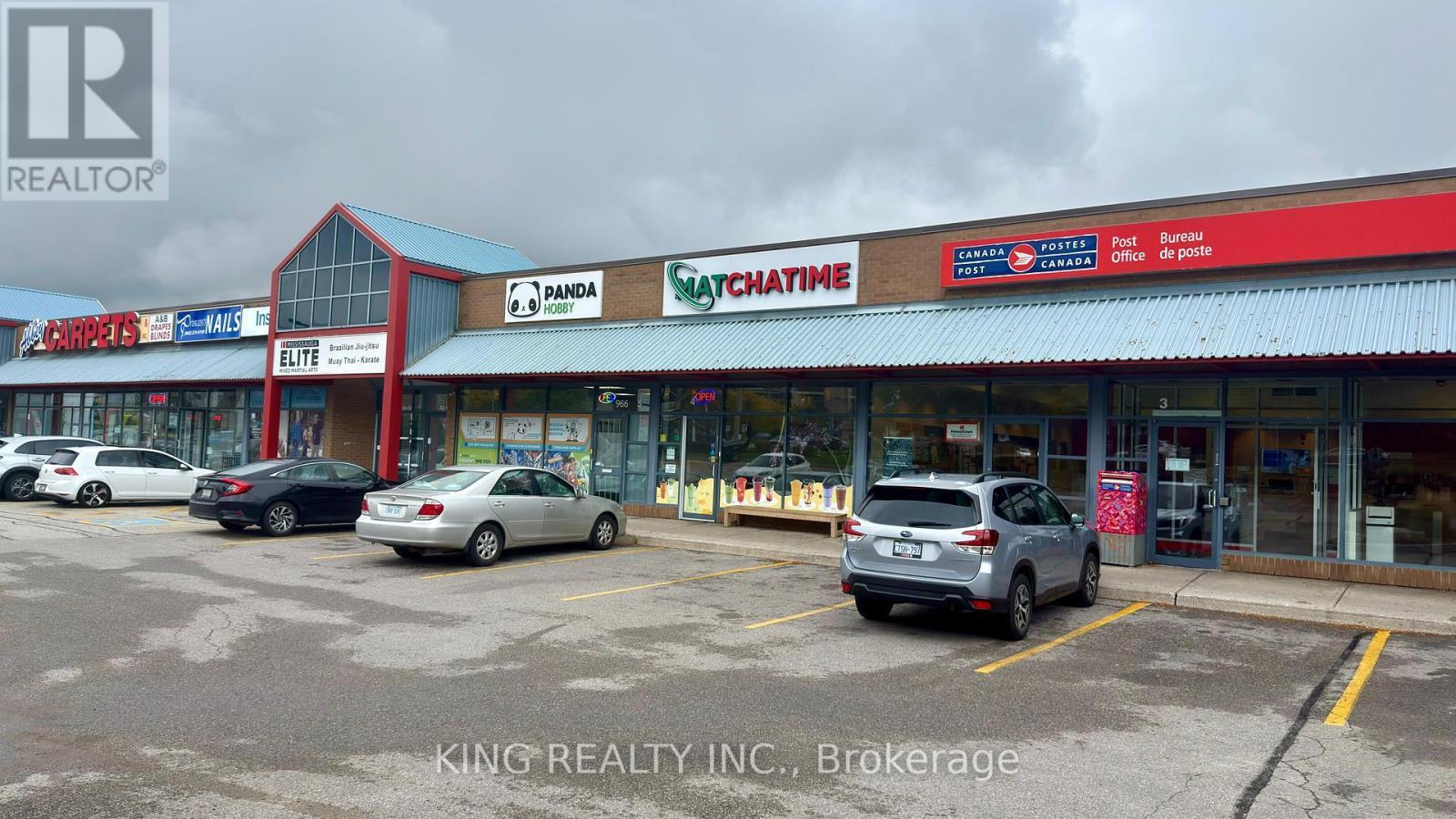 966 Dundas Street E, Mississauga, ON