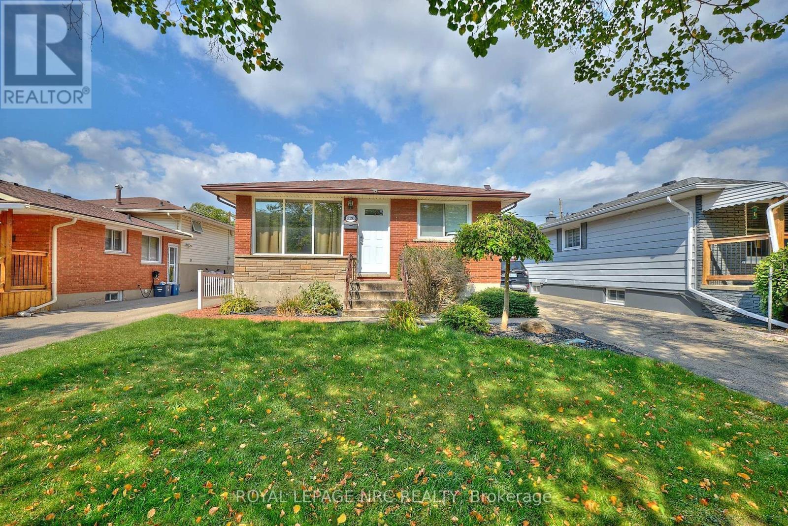 320 Morningstar Street, Welland (Lincoln/Crowland), ON - Outdoor