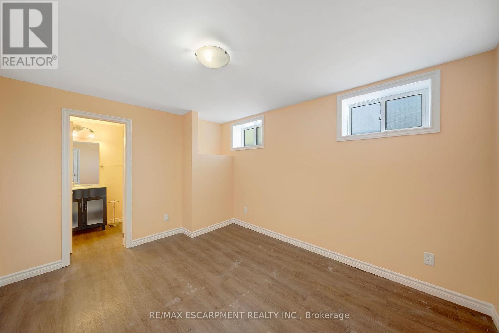 167 Miles Road, Hamilton, ON - Indoor Photo Showing Other Room