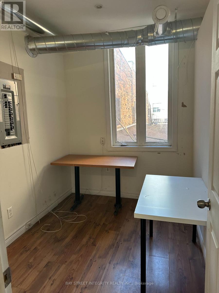 1 - 88 Colborne Street, Brantford, ON - Indoor Photo Showing Other Room