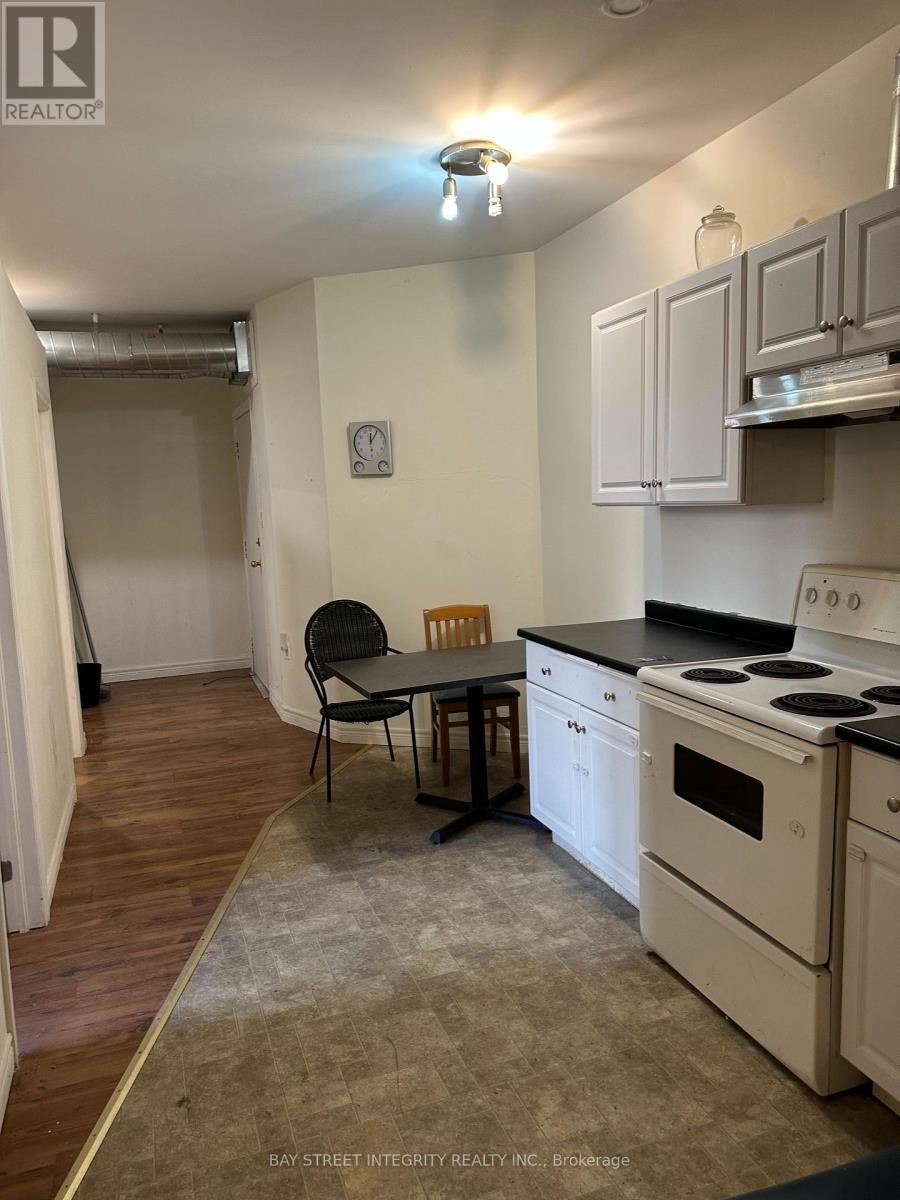 1 - 88 Colborne Street, Brantford, ON - Indoor Photo Showing Kitchen