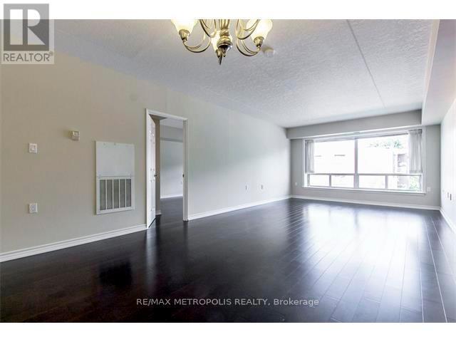 305 - 405 Erb Street W, Waterloo, ON - Indoor Photo Showing Other Room