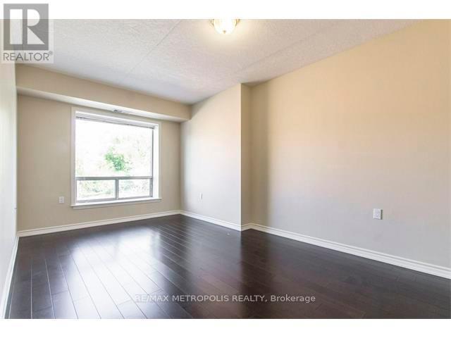 305 - 405 Erb Street W, Waterloo, ON - Indoor Photo Showing Other Room