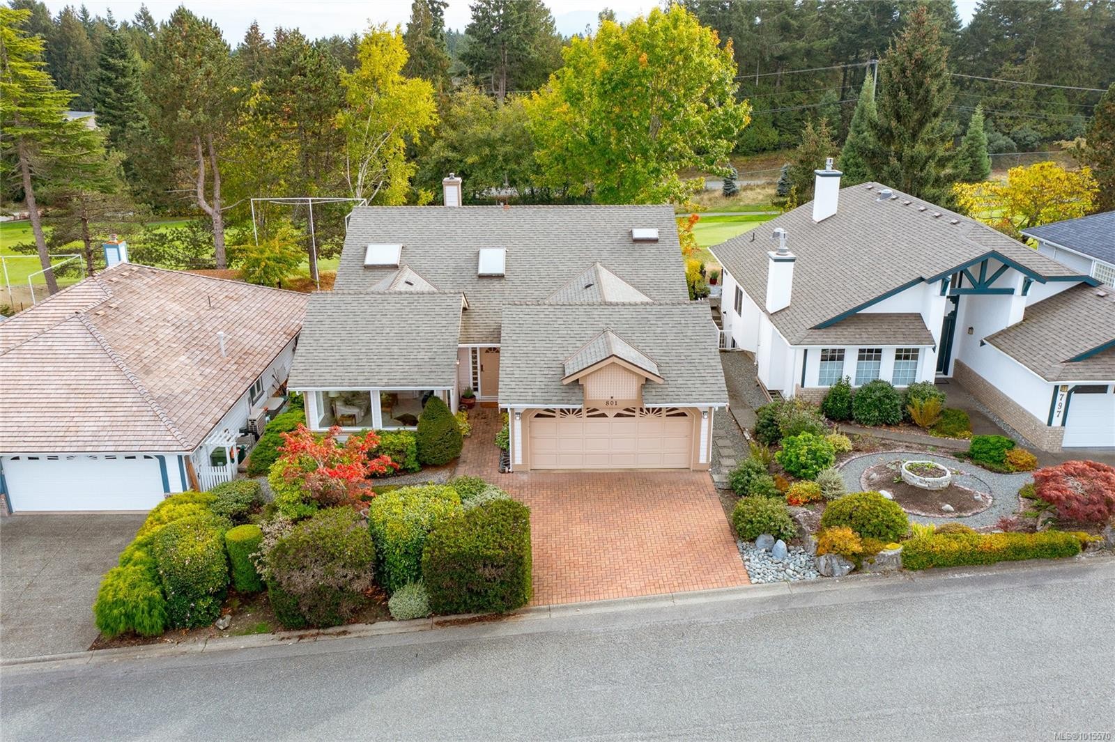 801 Country Club Dr, Cobble Hill, BC