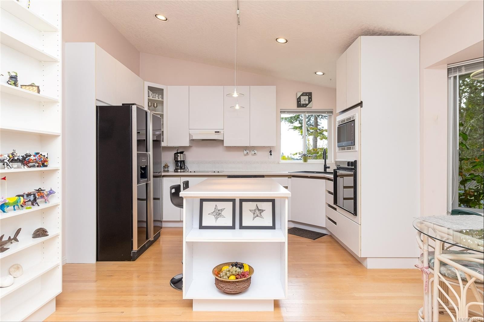 801 Country Club Dr, Cobble Hill, BC