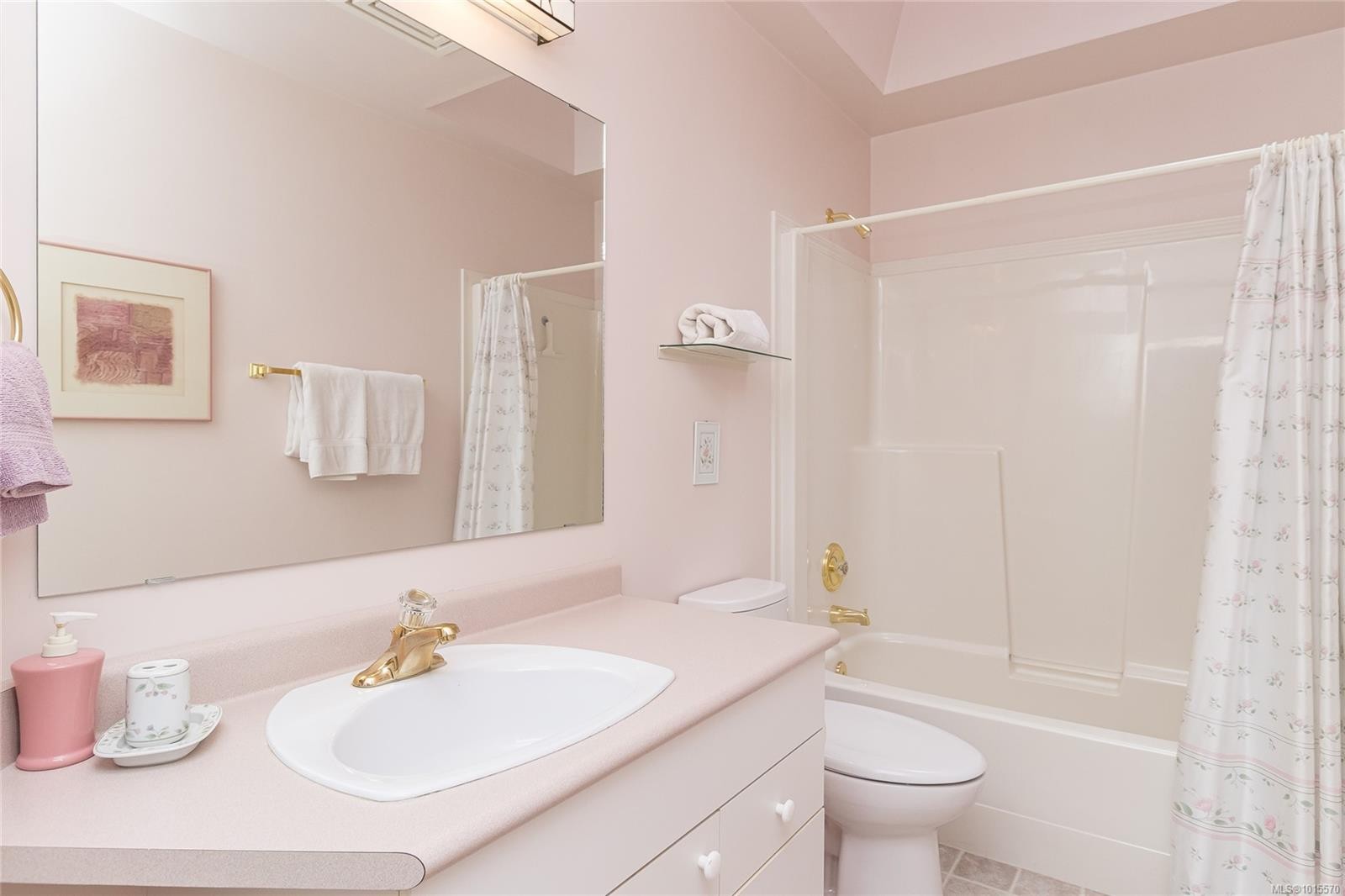 801 Country Club Dr, Cobble Hill, BC