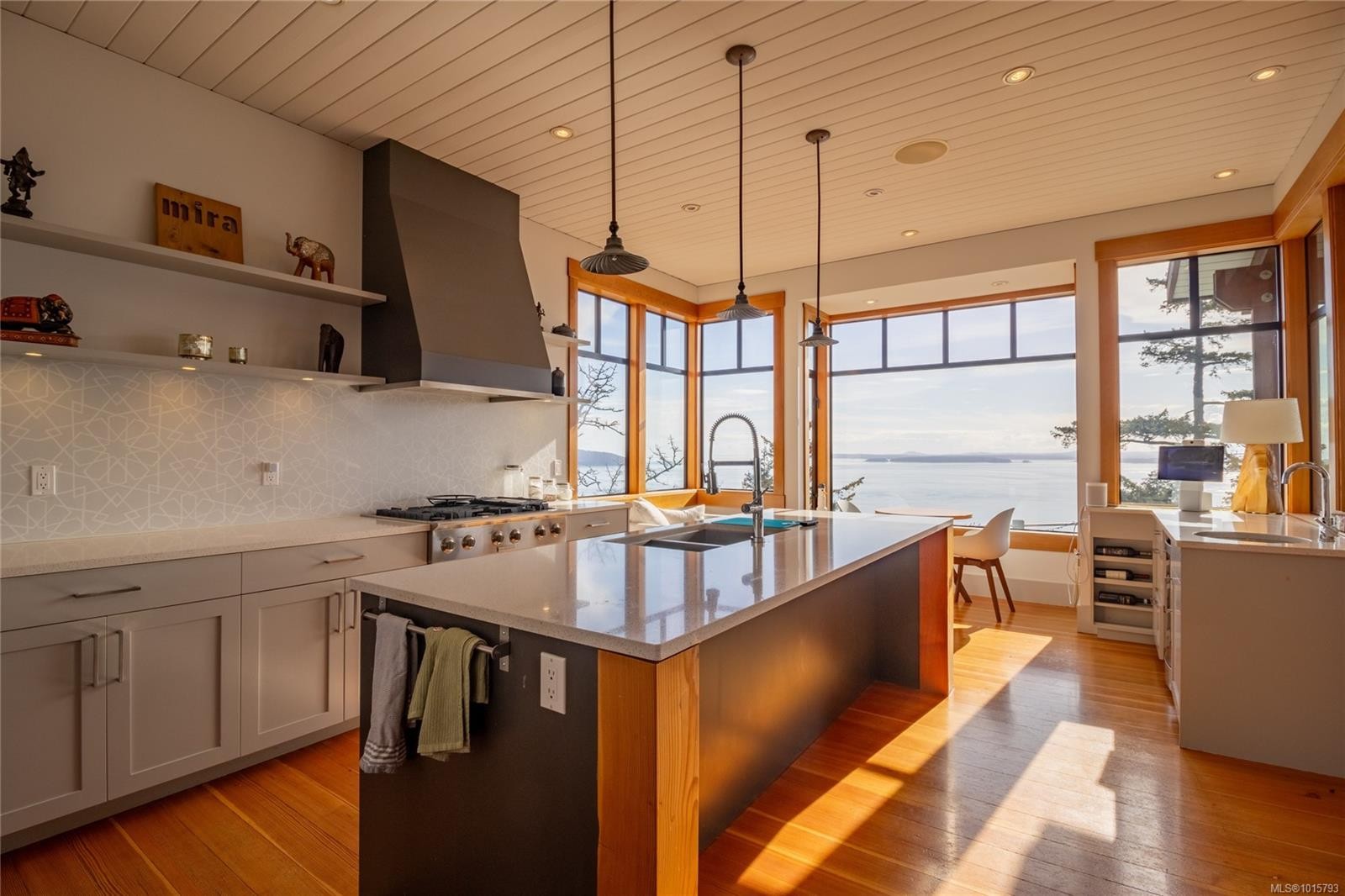 6927 Pirates Rd, Pender Island, BC