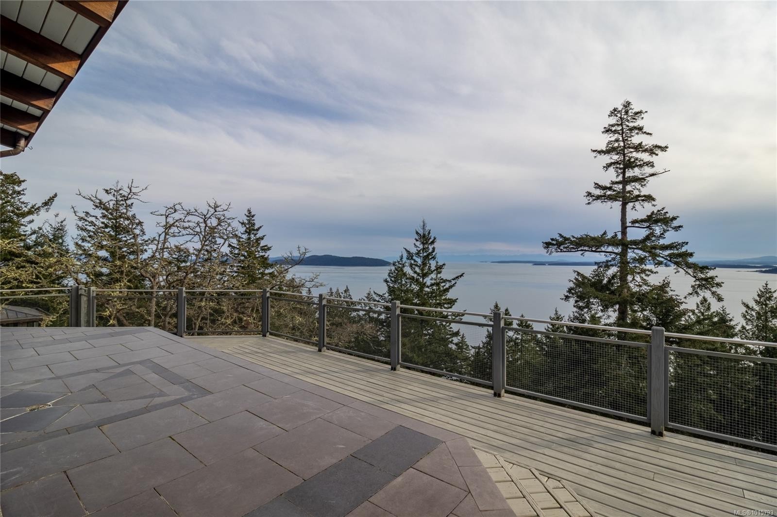 6927 Pirates Rd, Pender Island, BC