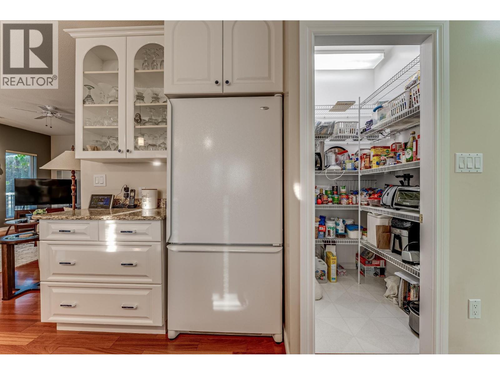 2642 Golf View Place, Blind Bay, BC - Indoor