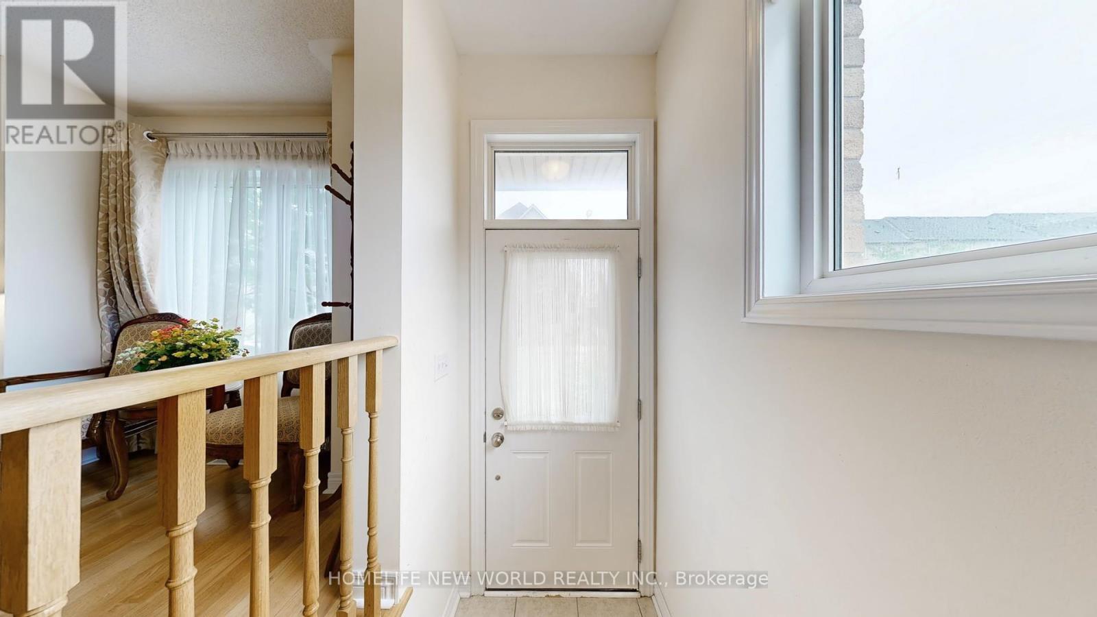 49 Kawneer Terrace, Toronto, ON - Indoor Photo Showing Other Room