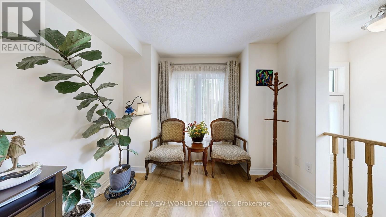 49 Kawneer Terrace, Toronto, ON - Indoor