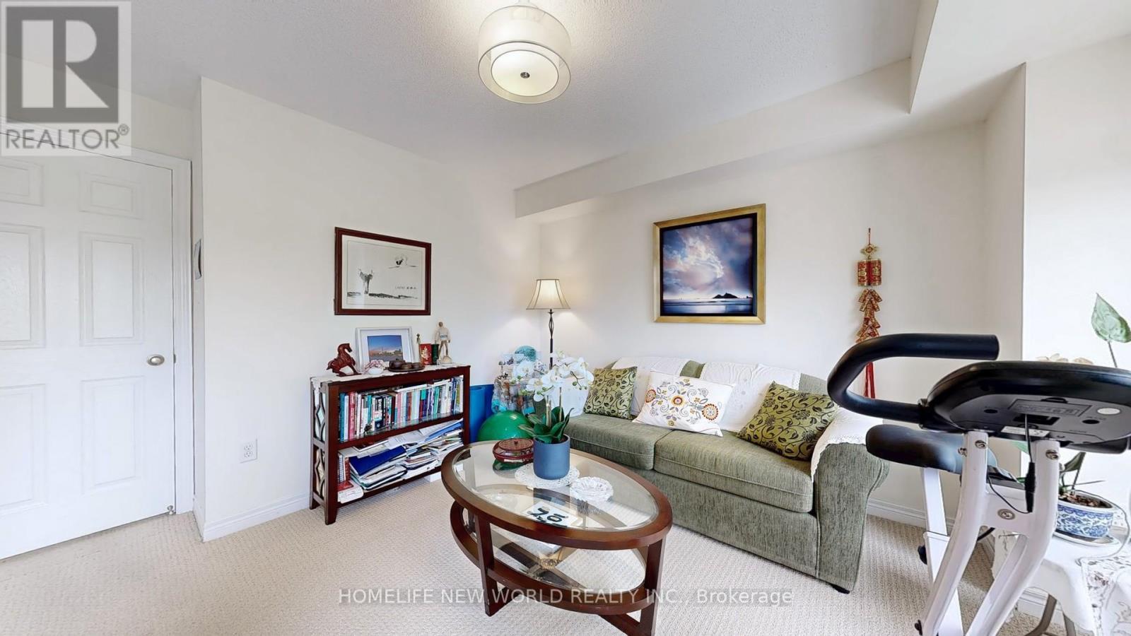 49 Kawneer Terrace, Toronto, ON - Indoor Photo Showing Living Room