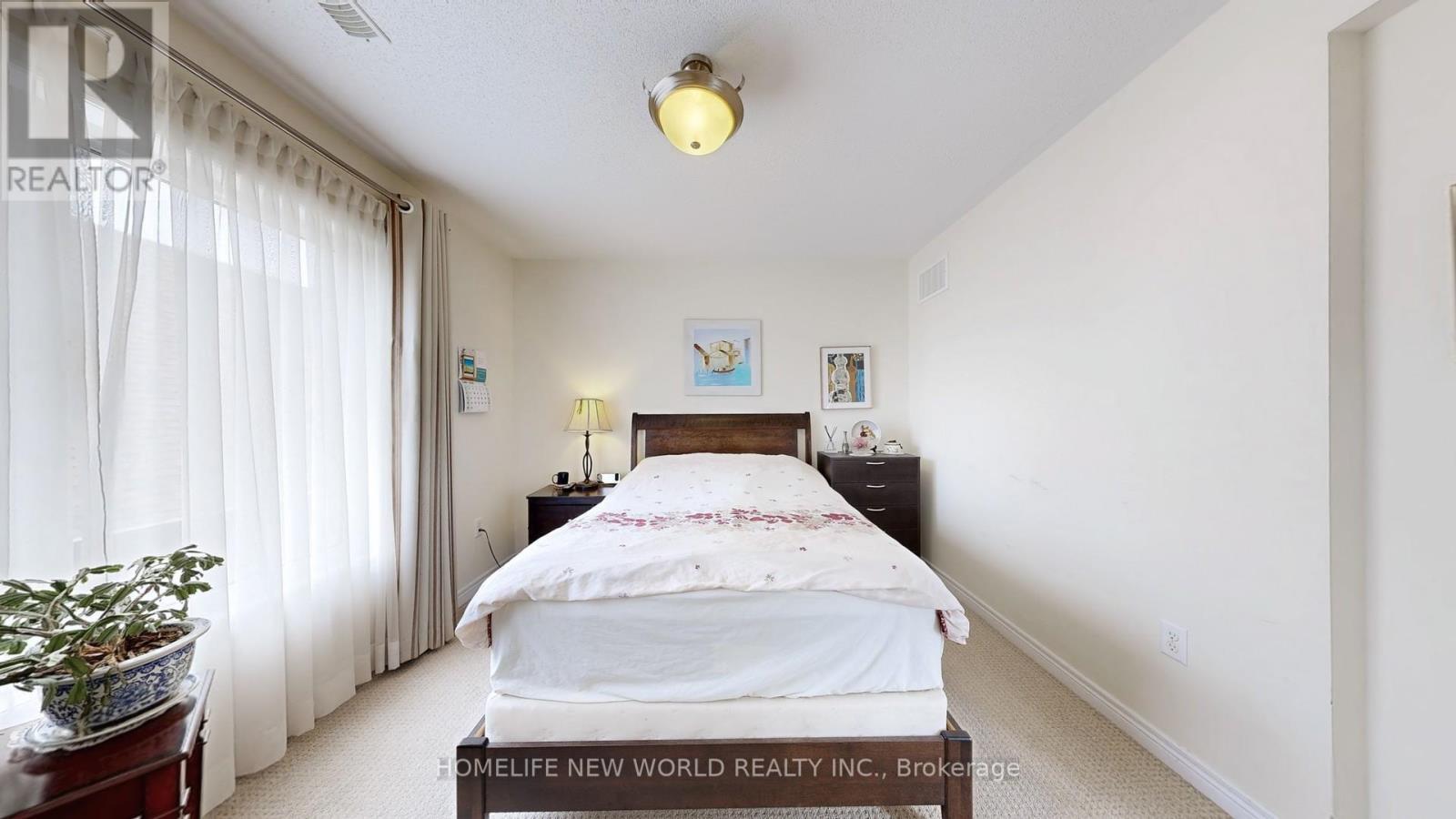49 Kawneer Terrace, Toronto, ON - Indoor Photo Showing Bedroom