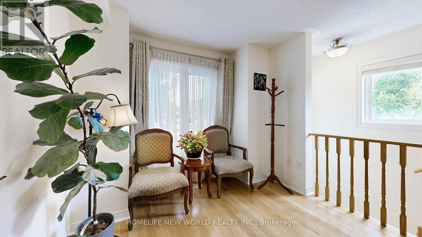 49 Kawneer Terrace, Toronto, ON - Indoor Photo Showing Other Room