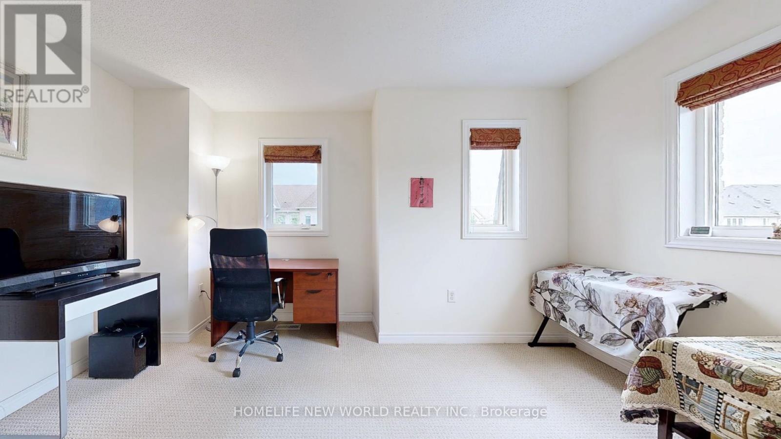 49 Kawneer Terrace, Toronto, ON - Indoor Photo Showing Bedroom