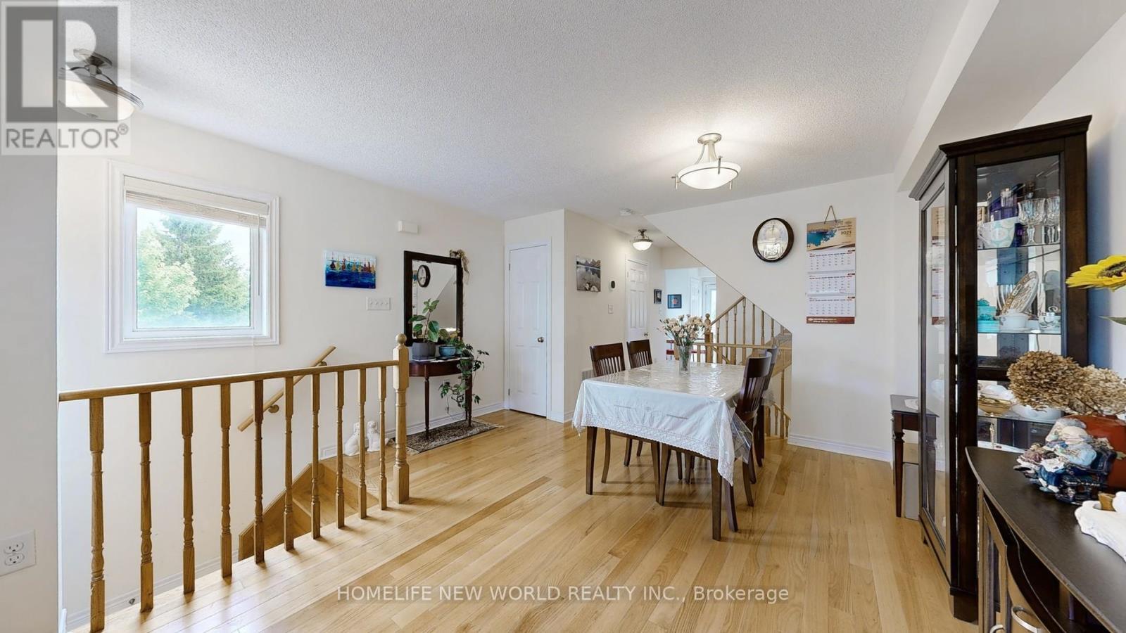 49 Kawneer Terrace, Toronto, ON - Indoor